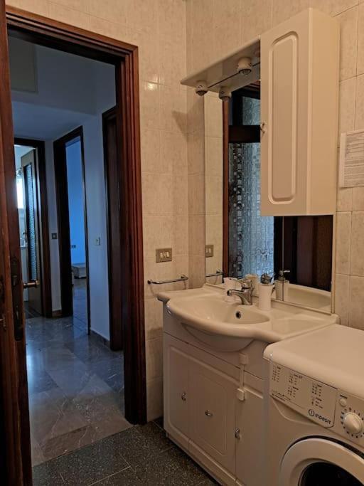 Guest House Lory Milan Bagian luar foto